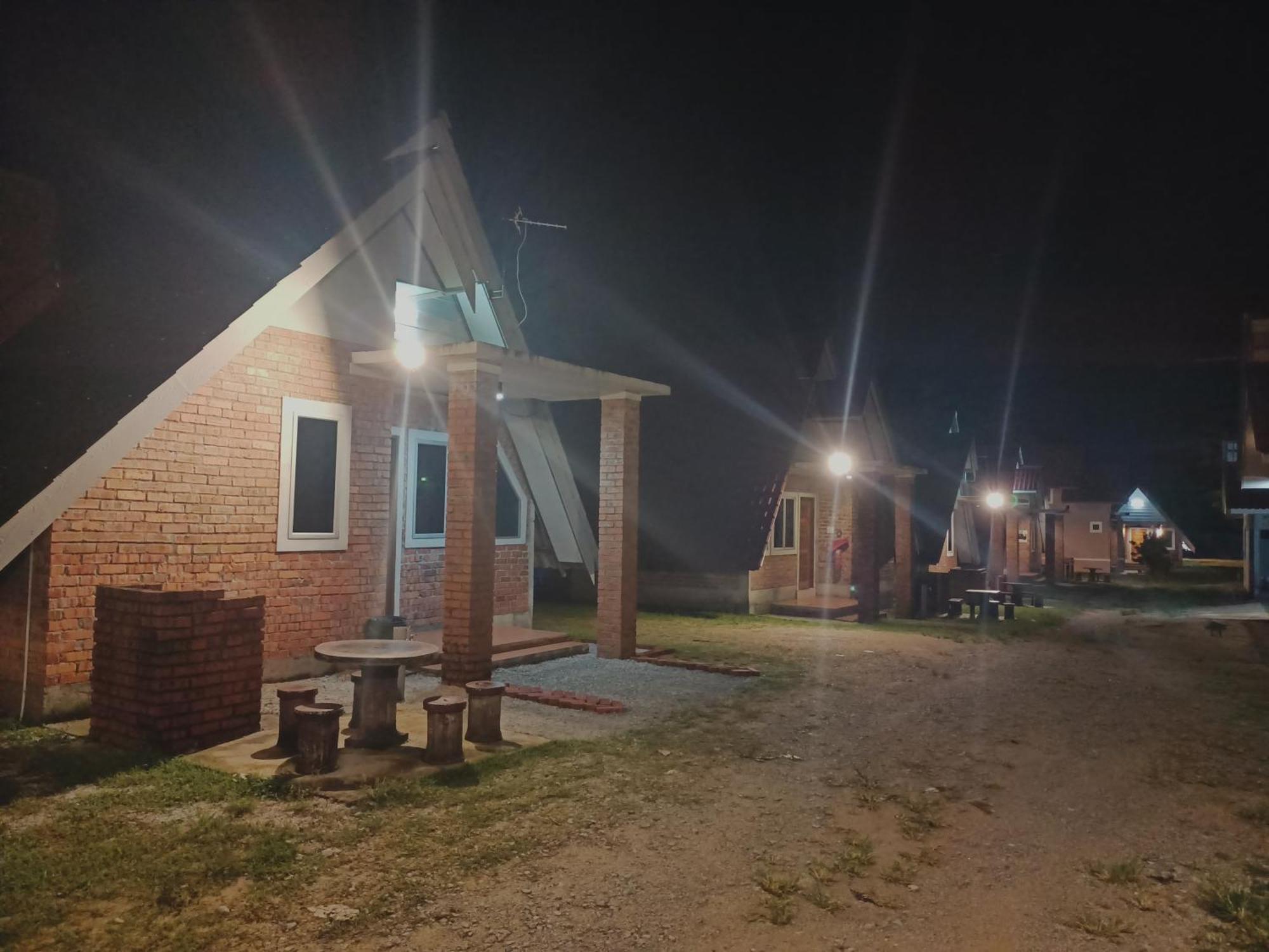 Zainab Cottage Pasir Puteh Pokoj fotografie