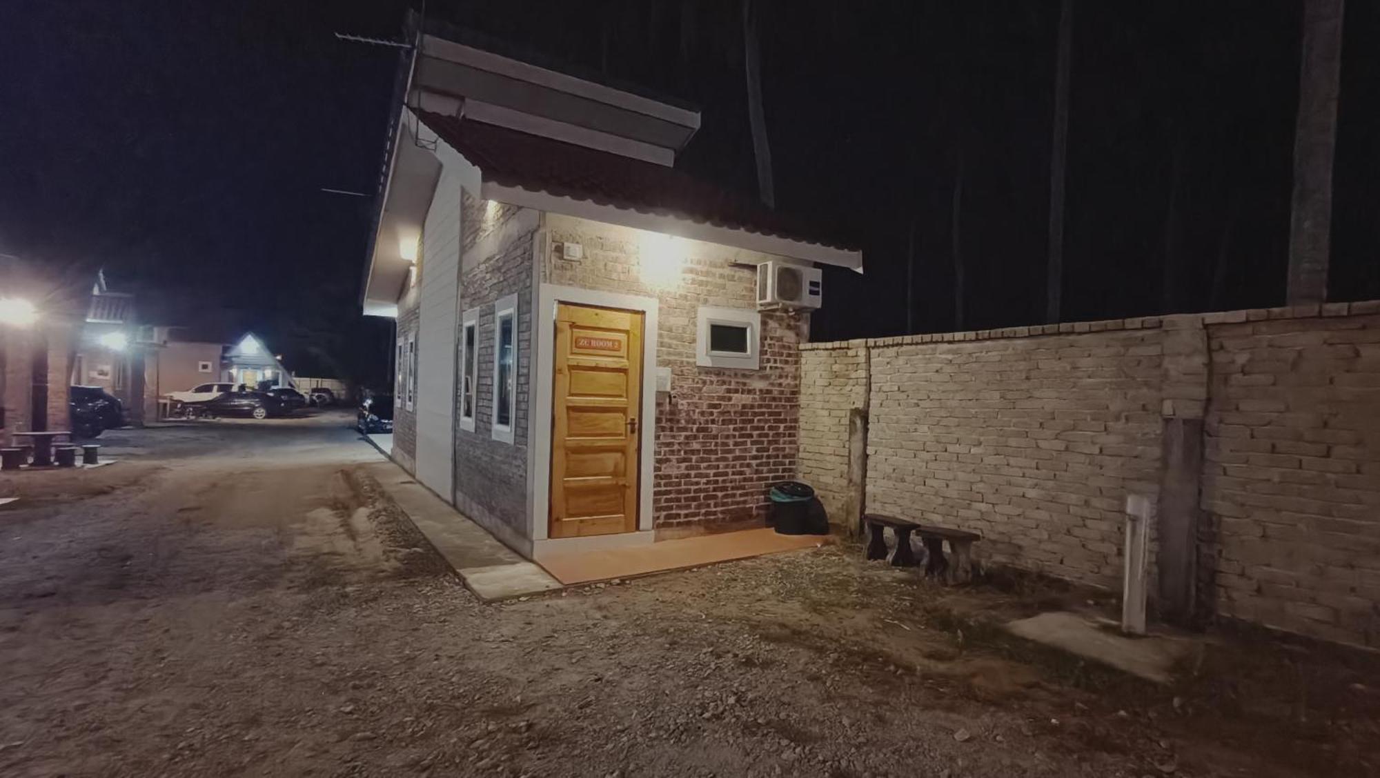 Zainab Cottage Pasir Puteh Pokoj fotografie